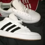 Продам кроссовки кеды ADIDAS GRAND COURT DASE,  оригинал 100 %,  привезены из Англии. 42 