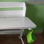 Отдам за Вашу цену. Парта школьника + стул. Самовывоз.Харьков. ХТЗ.