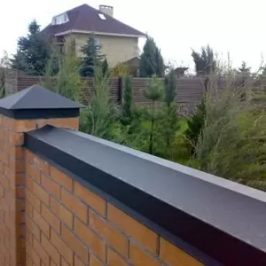 Колпаки и парапеты металлические на заборы цена Харьков купить – 175 грн./шт.