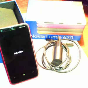 Продам Lumia 620 magenta