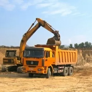 Песок строительный с доставкой по Харькову и области