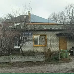 Терміново продам півбудинку