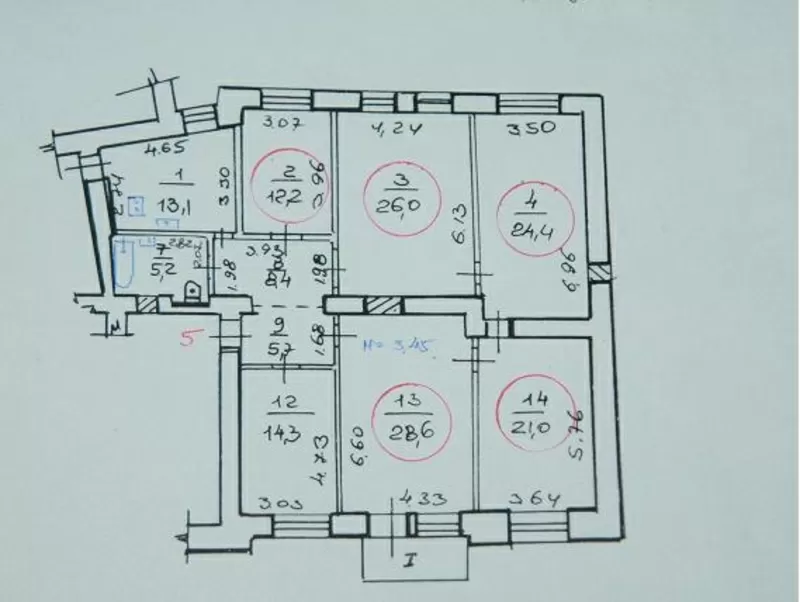 Продам 6 ти комнатную квартиру в центре срочно 2