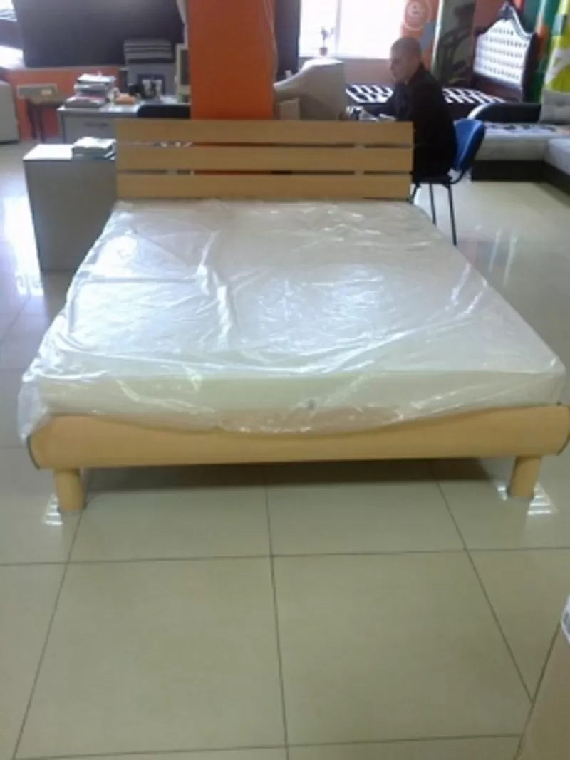 Срочно!Дешево! ПРодам! Кровать двухспальная кровать под дерево!!!!