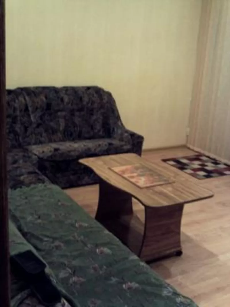 Сдам 3 к. квартиру,  80м,  3/5. Сталинка 5