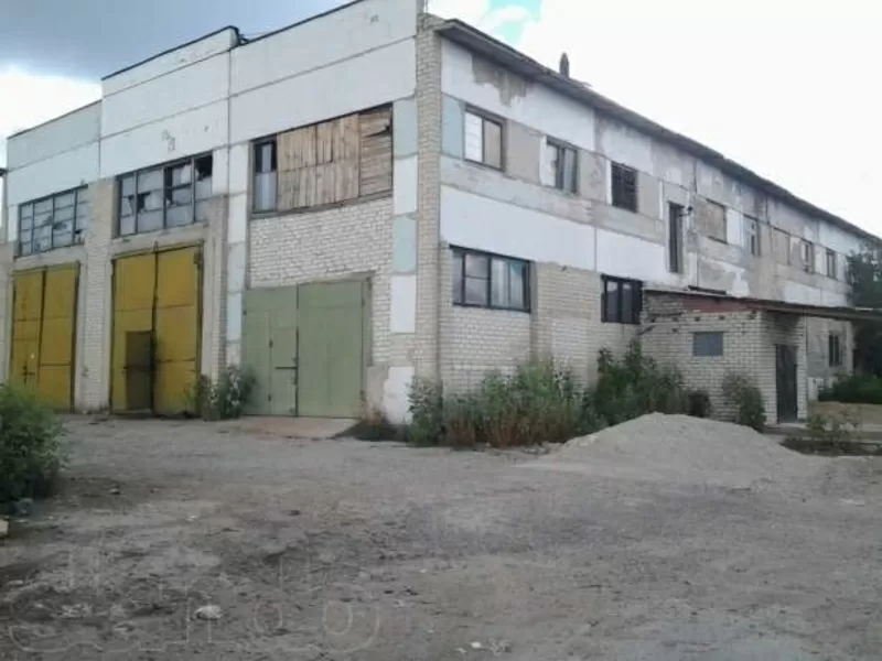 Продам Здание с Территорией