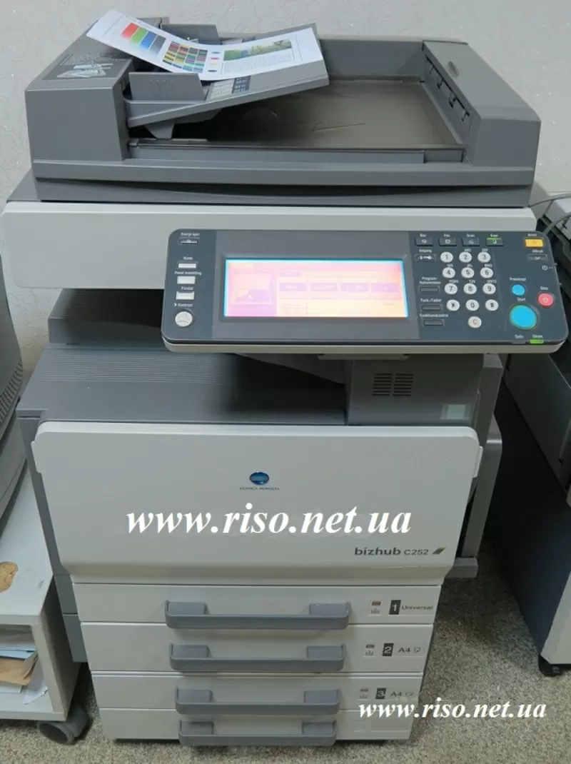 Продам цветной  копир Konica Minolta Bizhub C 252 новая цена