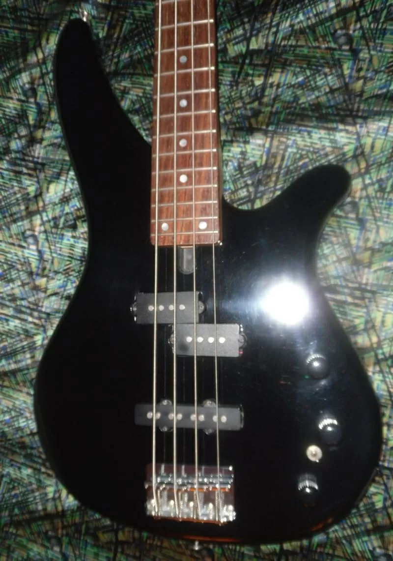 Продам бас-гитару YAMAHA RBX 170 BL 2
