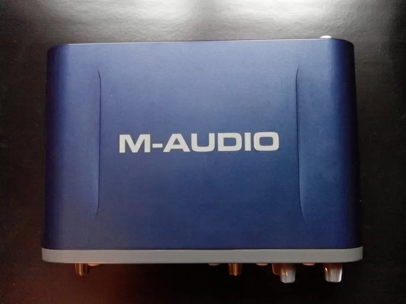 Звуковую карту M-Audio Fast Track Pro 5