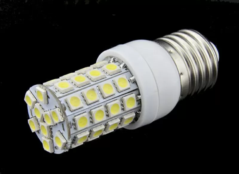 Продам светодиодную лампу кукуруза 9ВТ 49 чипов Epistar SMD 5730 4