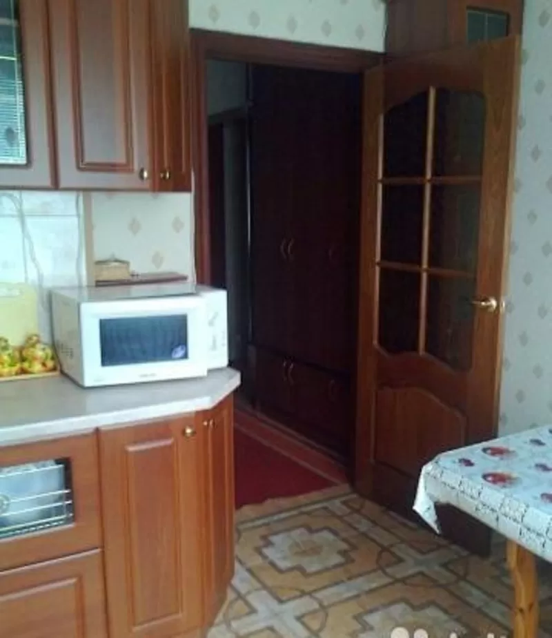 Быстро продам 2к.кв.на салтовке 606а м/р 5