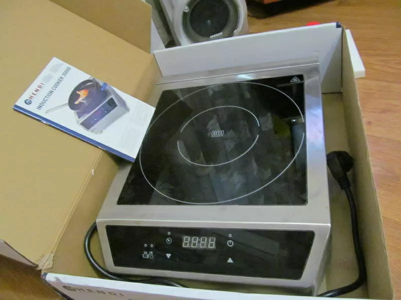 СРОЧНО!!!Продам HENDI induction cooker 3500d 2