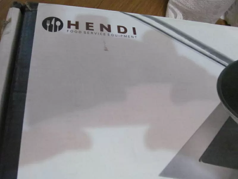 СРОЧНО!!!Продам HENDI induction cooker 3500d 5