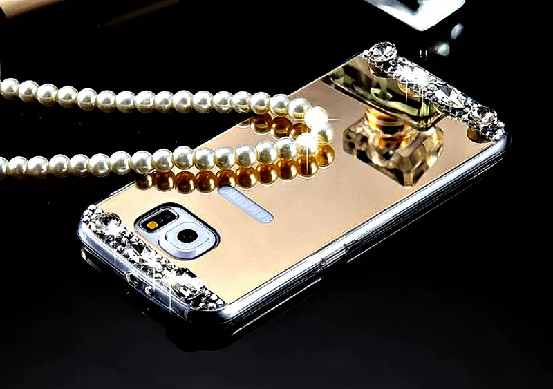 Шикарный чехол с подарком для всех моделей iPhone и Samsung.
