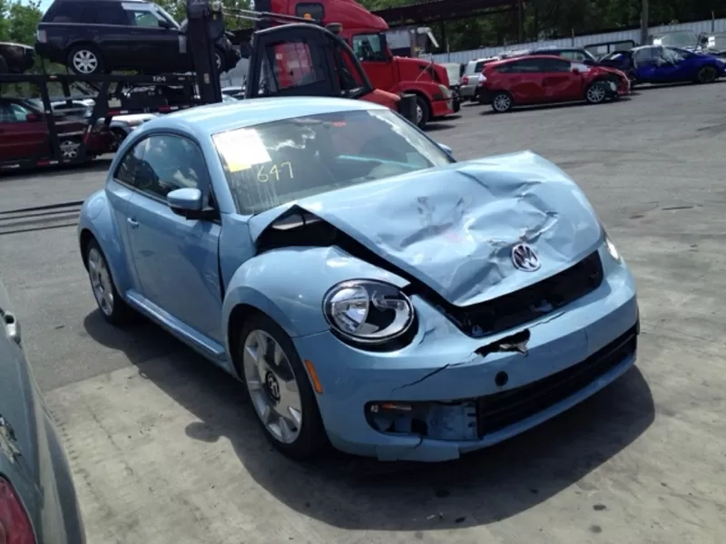 Volkswagen Beetle 2012 автомобиль люкс дешево 3