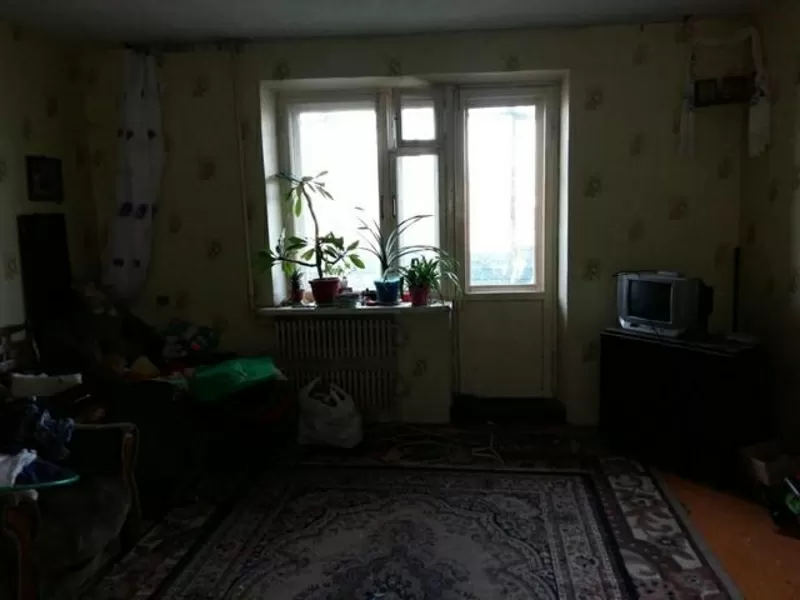 Продам шикарную 3-х ком.квартиру (улучшенка) под Ваш ремонт по адресу  2