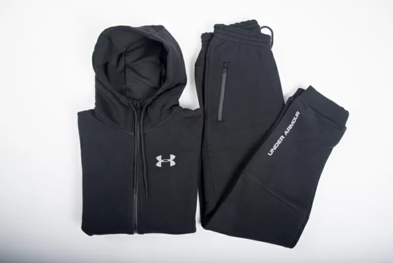 Продам спортивный костюм underarmour 6