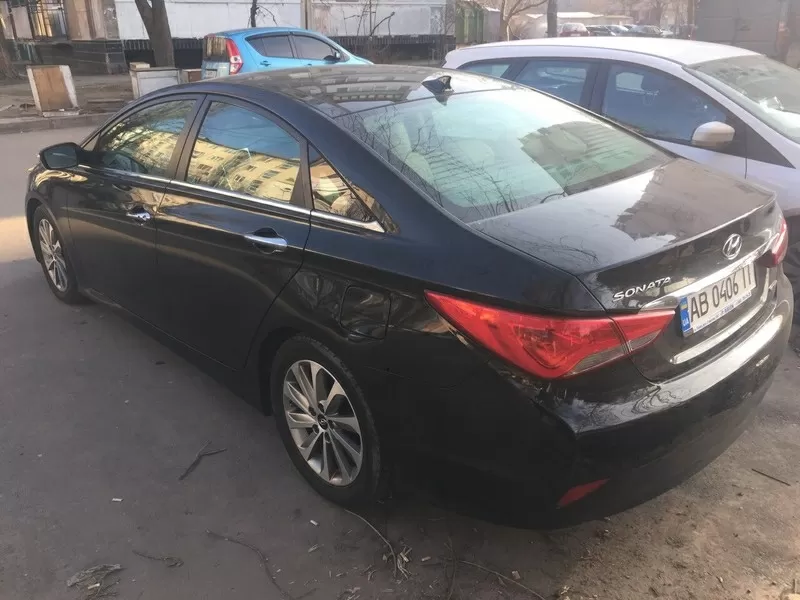 Легковой автомобиль бу Hyundai Sonata седан 3