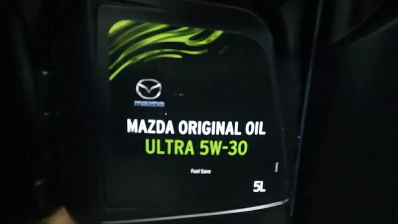 Породам оригинальное масло Mazda 