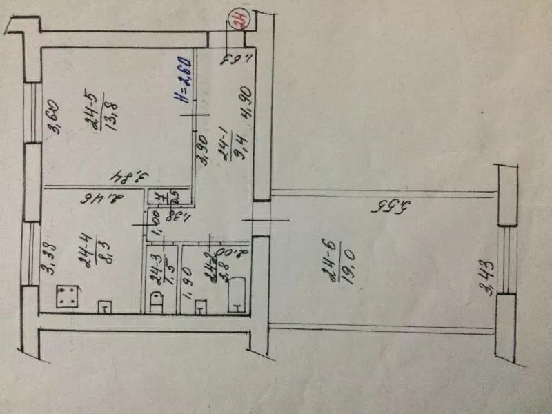 Продам 2х комнатную квартиру в Центре 3