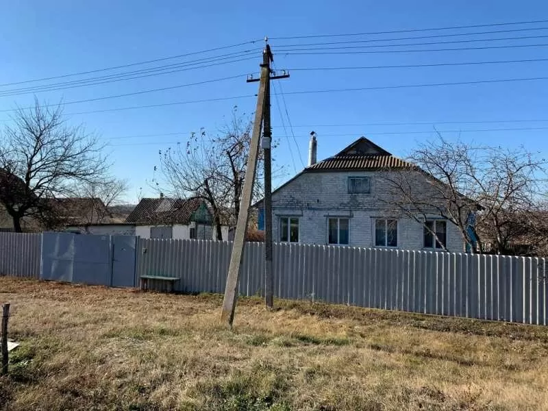 Продам добротный дом,  село Ржавчик,  Харьковская область