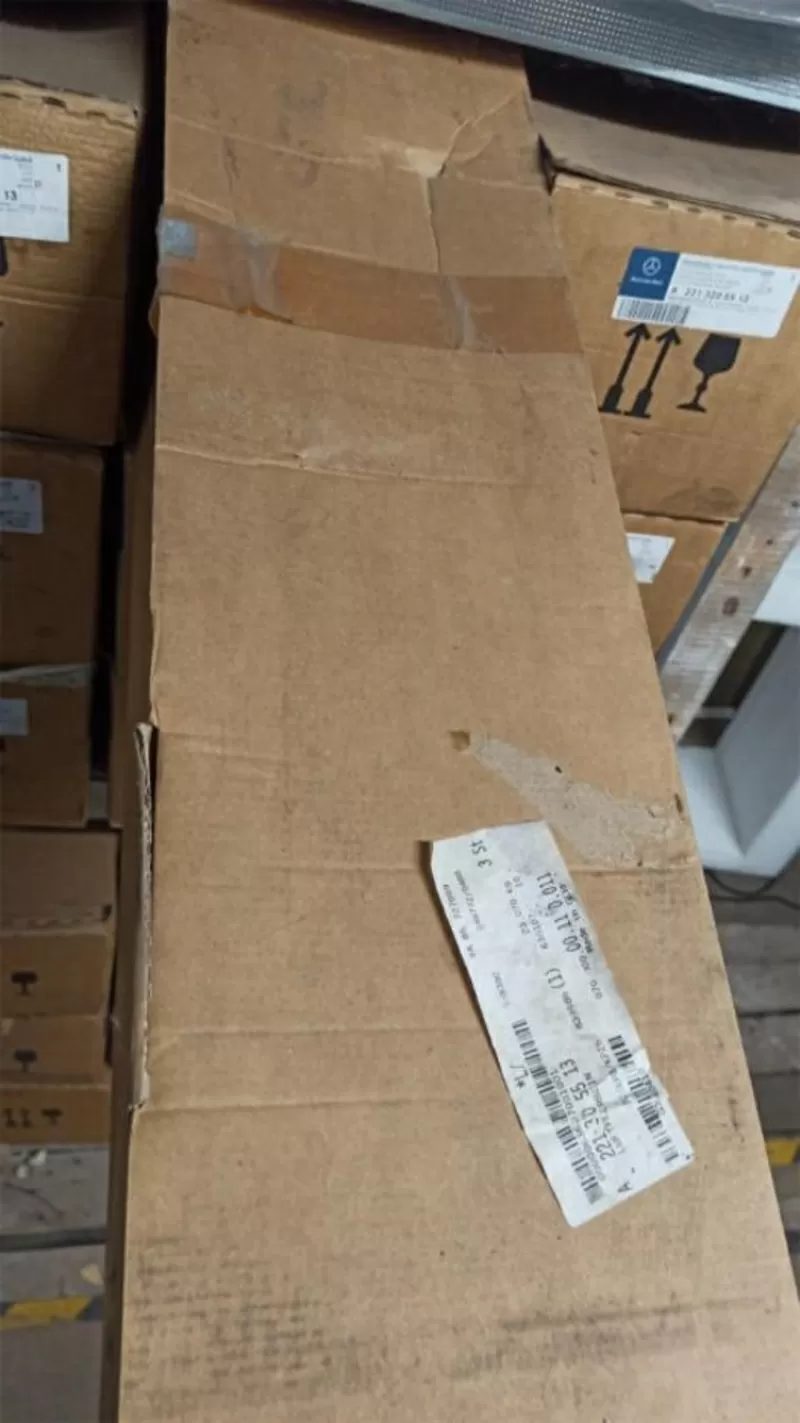 Пневмоамортизатор задний левый Mercedes S W221, CL C216 A2213205513 7