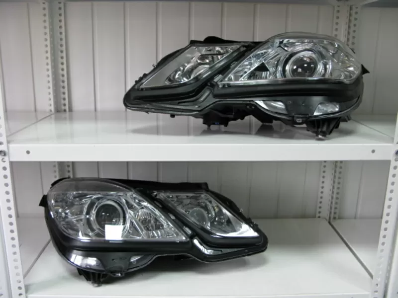 Фара левая bi xenon Mercedes E W212 Hella 1ZT010800211 10