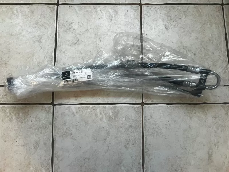 Шланг ГУР (ДВС M272 3.0/3.5L) Mercedes ML W164, R W251 A2514603324 3