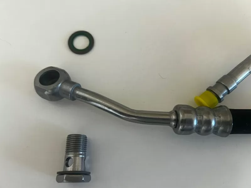 Шланг ГУР (ДВС M272 3.0/3.5L) Mercedes ML W164, R W251 A2514603324 10