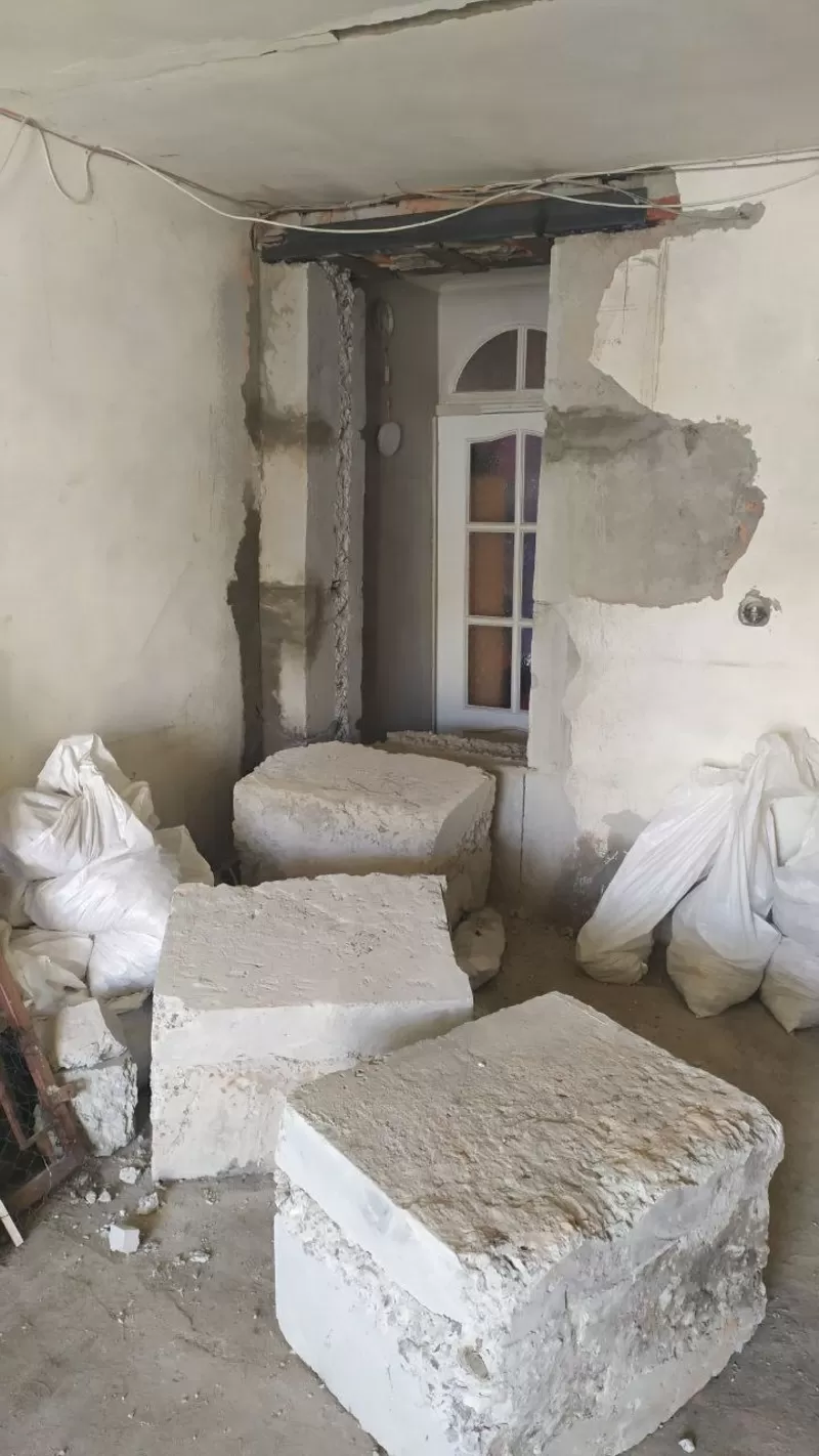 Проемы, отверстия в фундаментных блоках Демонтаж бетона, кирпича Харьк