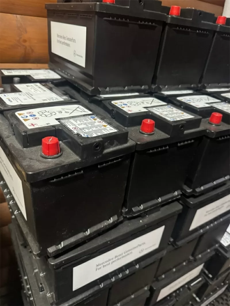 Аккумулятор AGM Start-Stop 80Ah,  800A,  12V Mercedes A0019828108 8